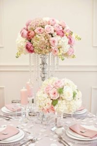 Easy and elegant floral home decoration ideas for this Diwali