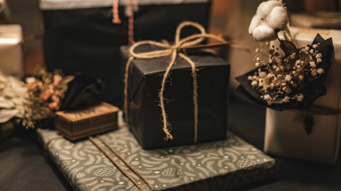 Best Wedding Gifts for Newlyweds Best Wedding Gifts for Newlyweds